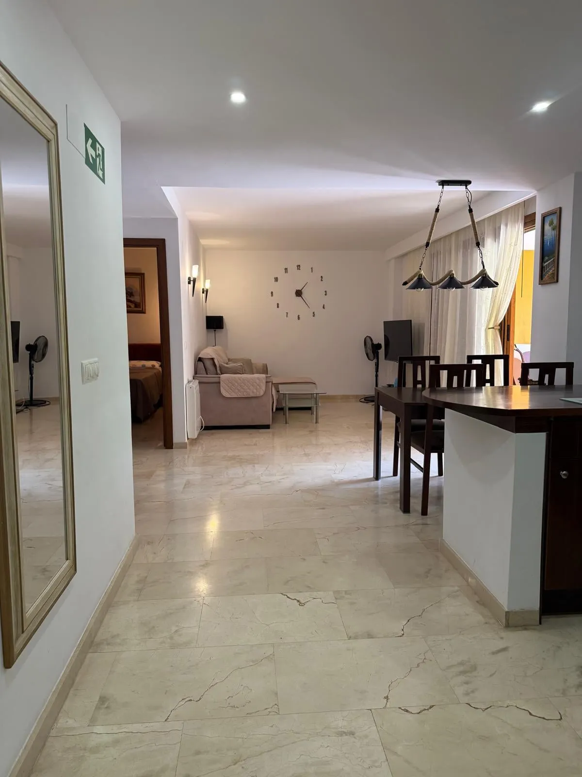 Living room and kitchen — Parque Recoleta, Punta Prima